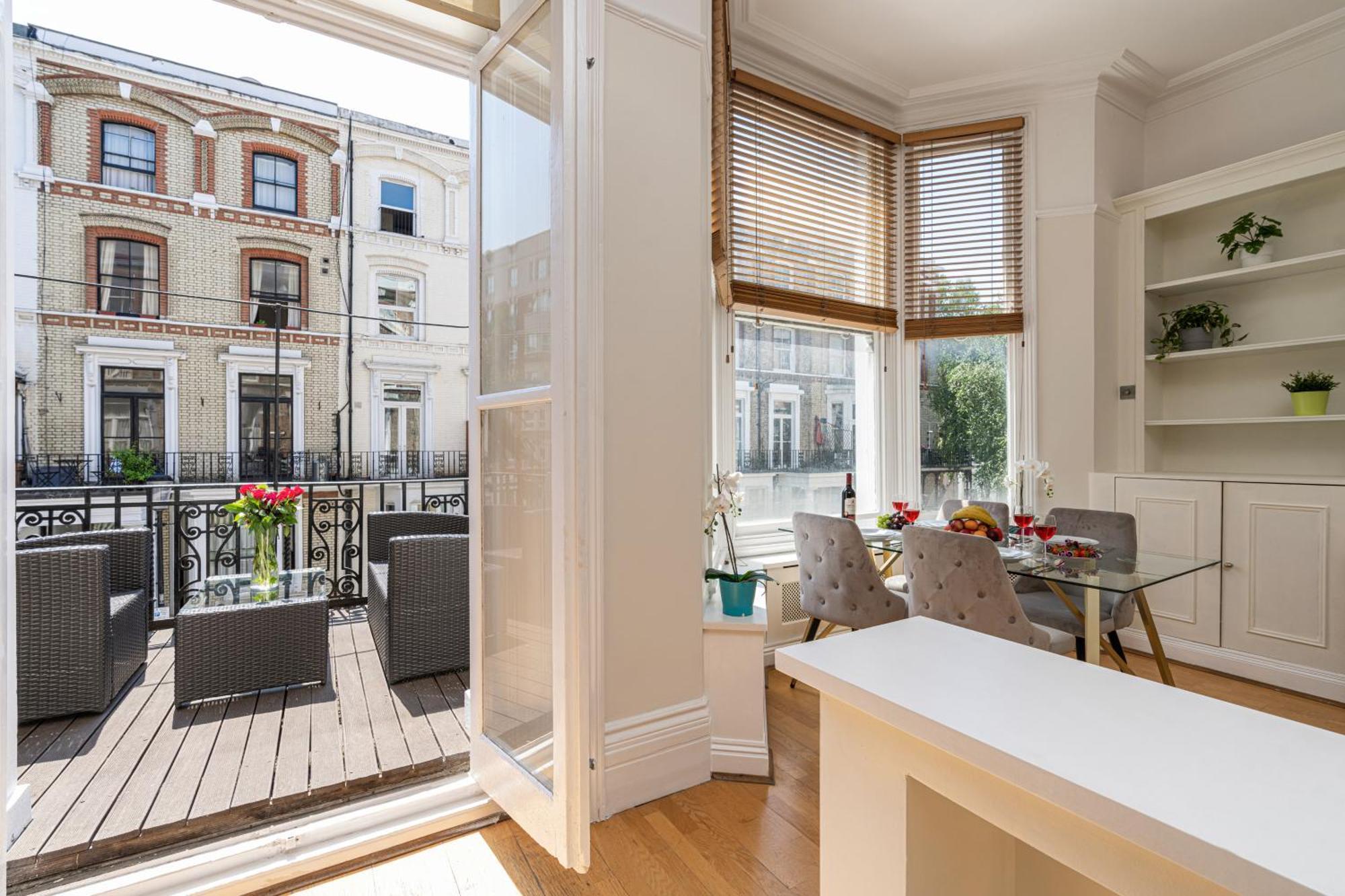 Stay At Kensington And Knightsbridge London Exterior photo
